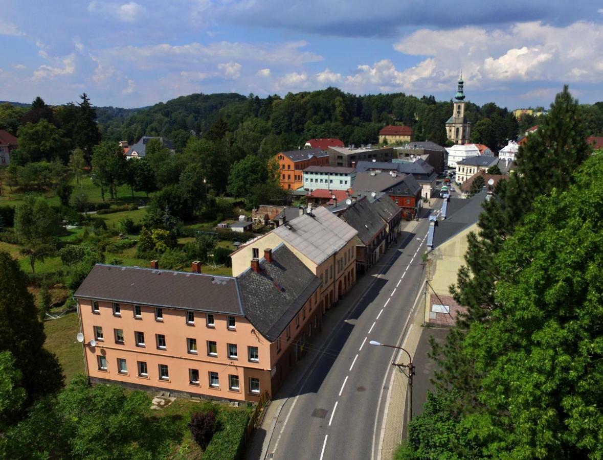 Bigtrip.Cz Apartments Krasna Lipa Exterior photo